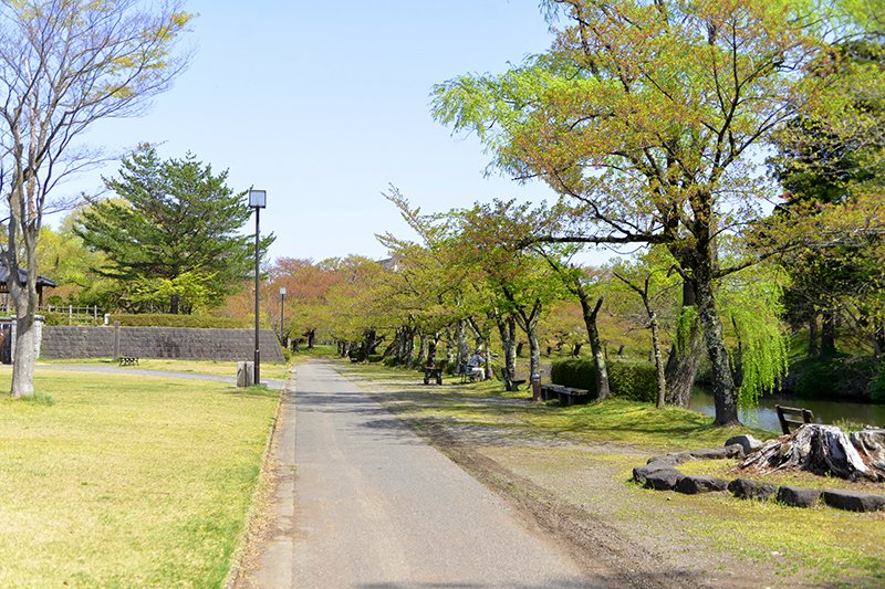 「鶴岡公園」